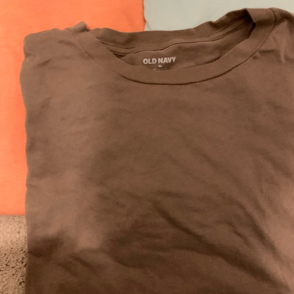 Old Navy Tee Shirt Lot Of 3 Men’s - 2 Larges And 1 XL - Picture 5 of 7